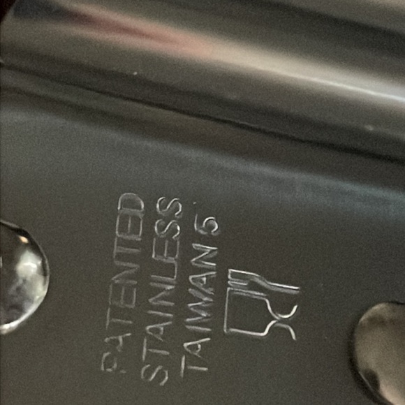 The Pampered Chef Crinkle Cutter 7.25” Blade - Picture 3 of 5